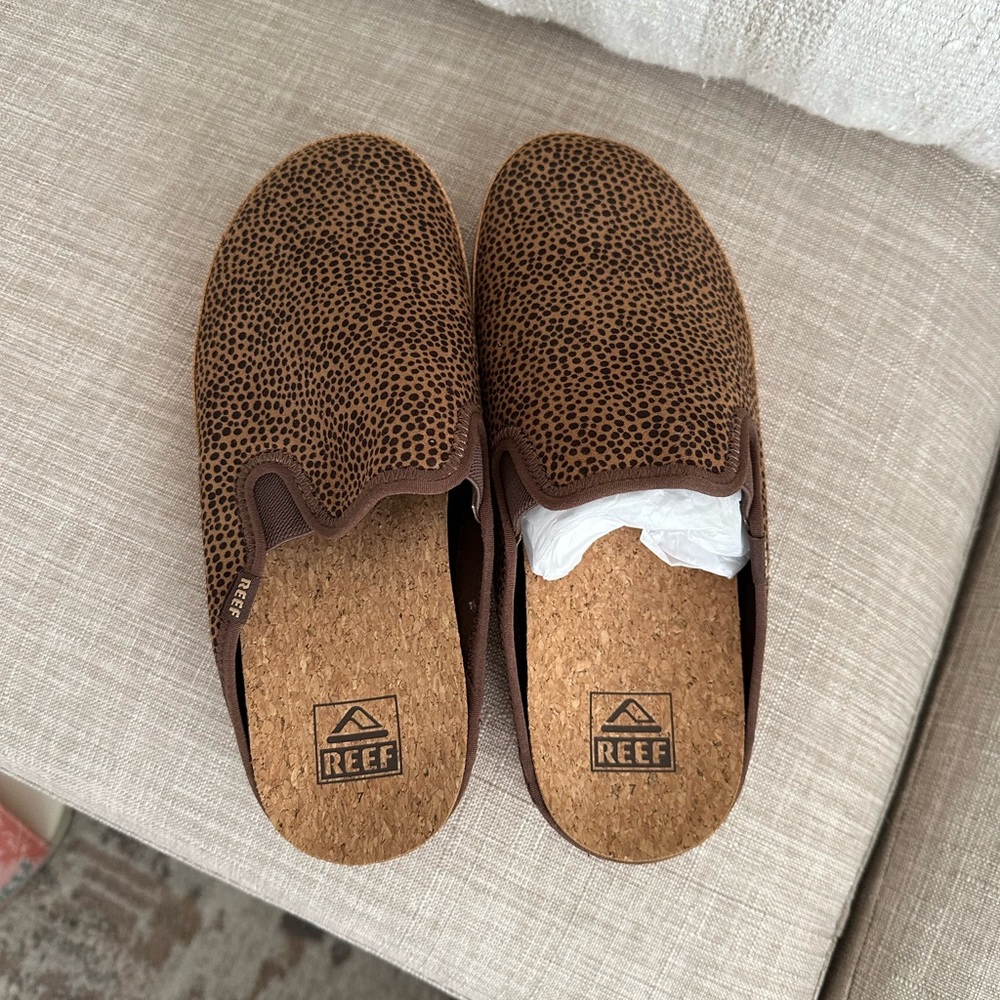 Reef Clog Slides